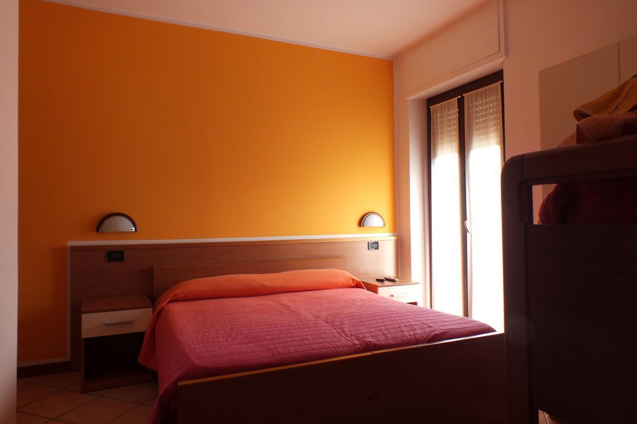 Albergo Ristorante Innocenti Ardenno Kültér fotó