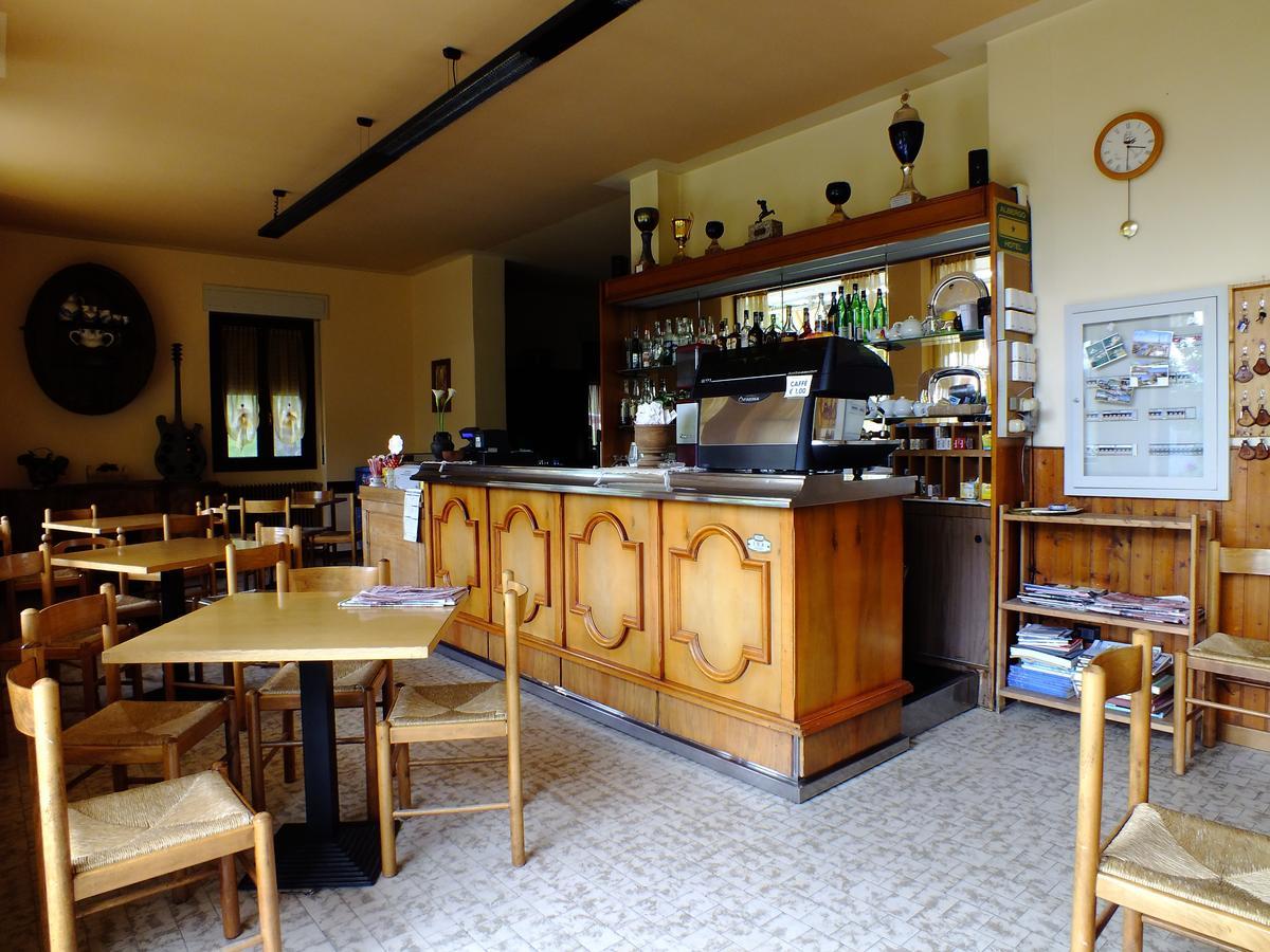Albergo Ristorante Innocenti Ardenno Kültér fotó