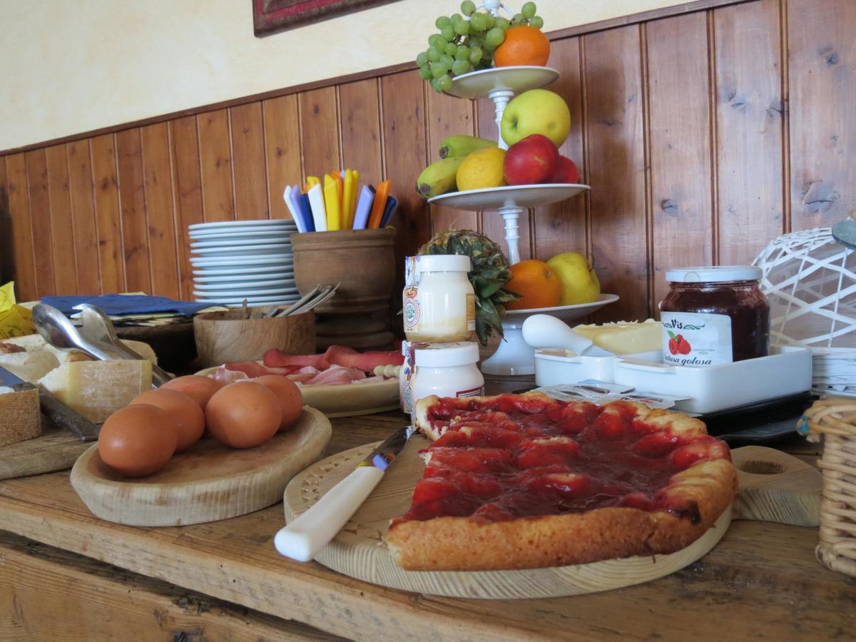 Albergo Ristorante Innocenti Ardenno Kültér fotó